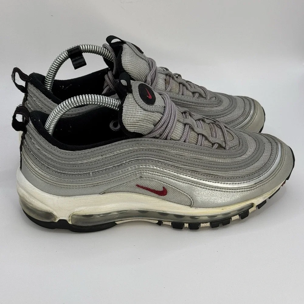 Nike pre owned